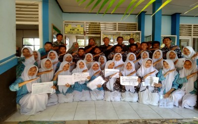 DUKCAPIL Kabupaten Jakarta Pusat MEMFASILITASI LAYANAN PEREKAMAN E-KTP DI SMKS CITRA PARIWISATA