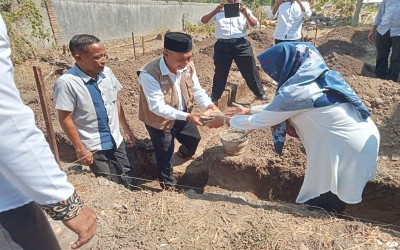 Peletakkan Batu Pertama Renovasi Pembangunan Masjid Pendidikan Ulil Al-Bab SMKS CITRA PARIWISATA